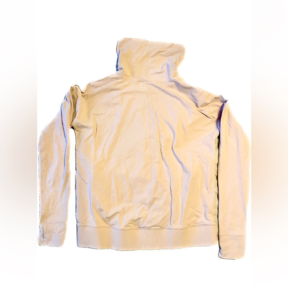 Lululemon pink turtleneck